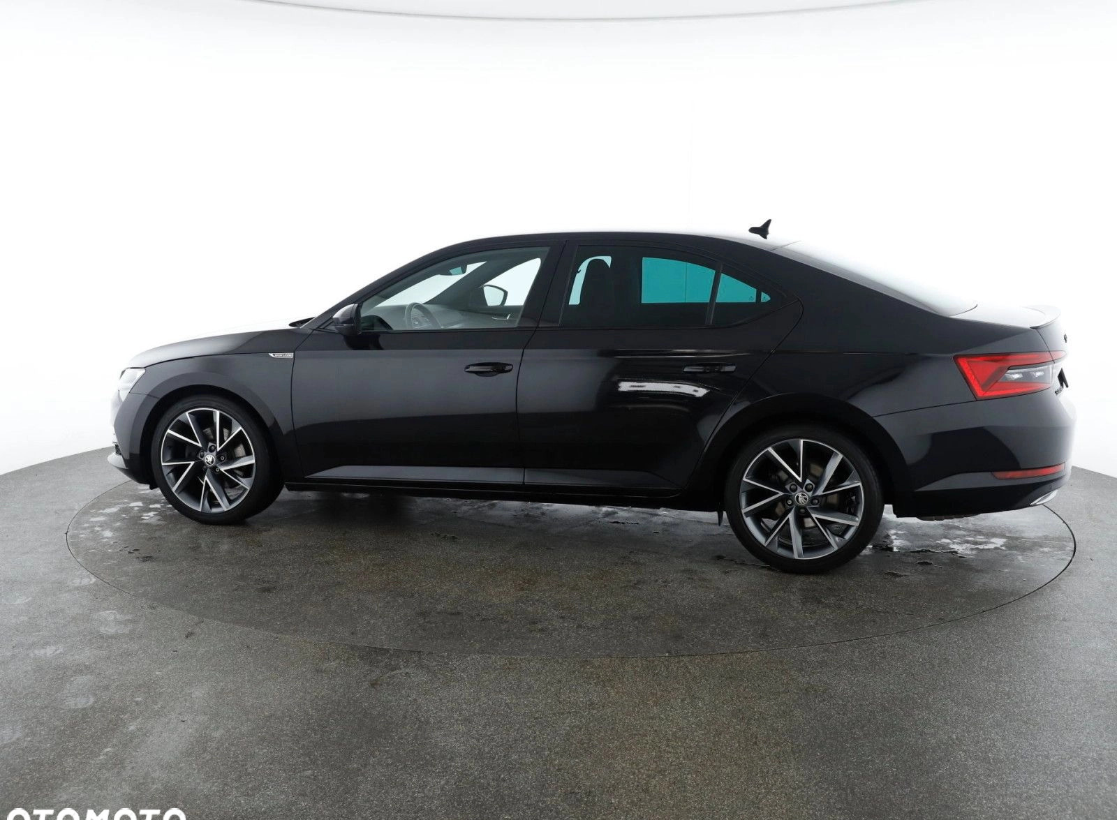 Skoda Superb cena 125900 przebieg: 87796, rok produkcji 2020 z Rybnik małe 781